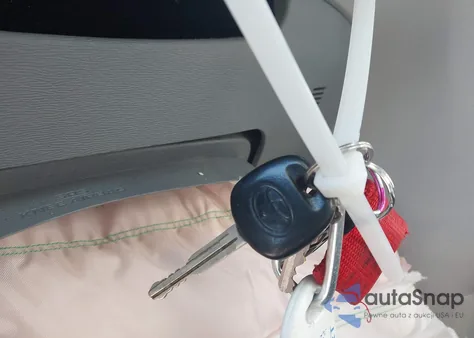 2011 Toyota Sienna Le V6 from USA, damaged, VIN 5TDKK3DC6BS151515